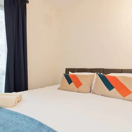 City Dooley Apartment *